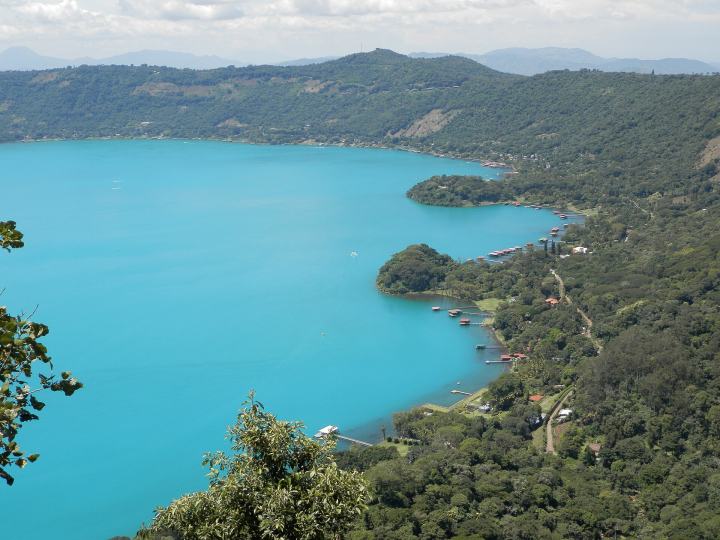 El Salvador Esencial