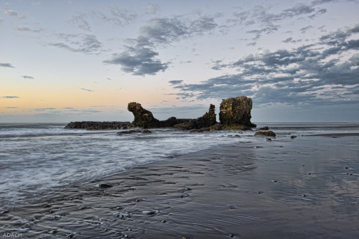 Playa el tuco rocoso.jpg